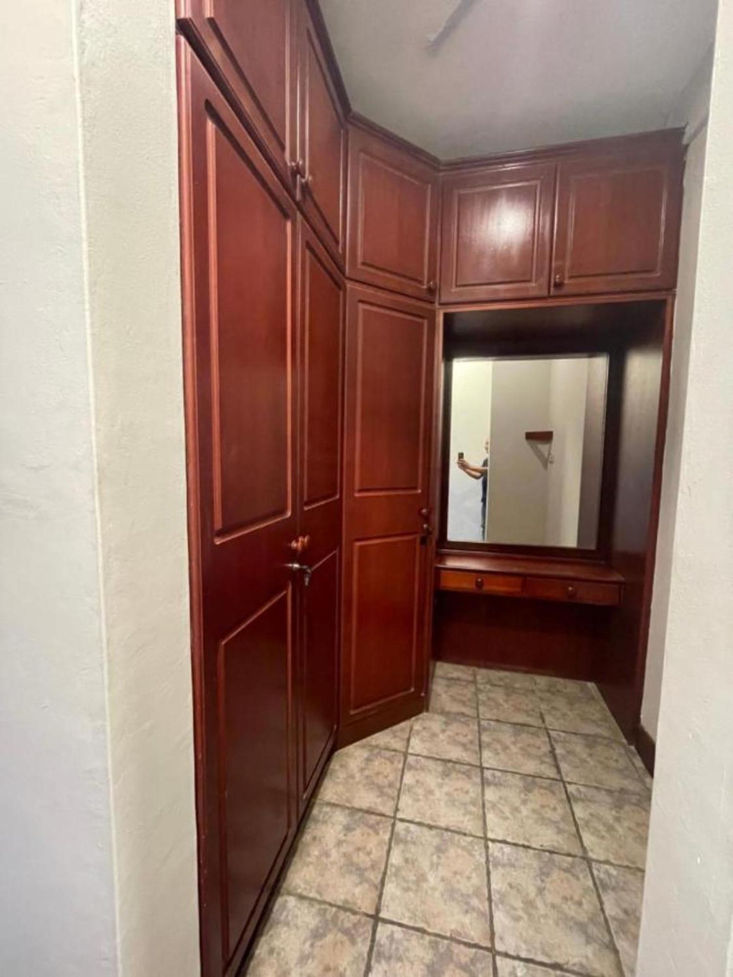 Olivia Guesthouse Мванза Екстер'єр фото