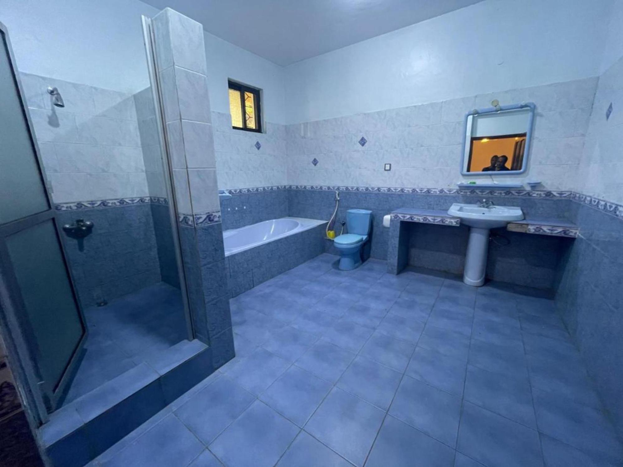 Olivia Guesthouse Мванза Екстер'єр фото